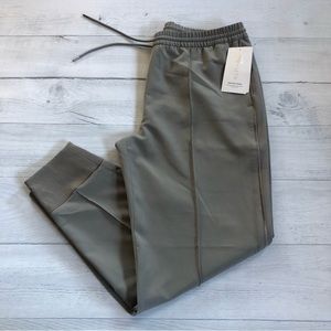 Athleta Endeavor Jogger Sz‎ 14 NWT